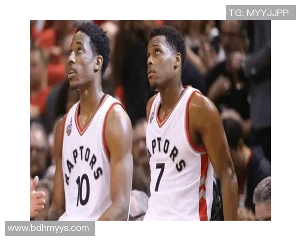 勇士与猛龙激战第一节精彩回顾与关键时刻分析